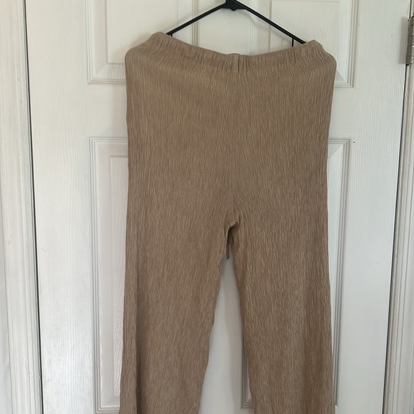 Abercrombie & Fitch pant size medium beige tan open flow pants bottoms long cute - Picture 6 of 11